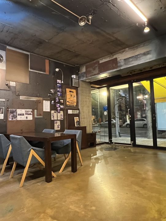 A:git cafe nearby mangwon station ,the best coffee