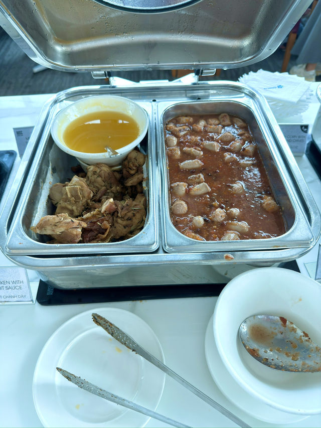 ベトナム　ベトナム観光　タンソンニャット空港のRose Business loungeで快適に過ごす！