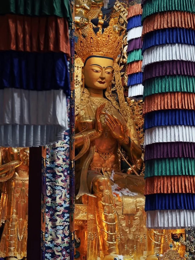 Hidden Buddhist Kingdom in the Mountains
