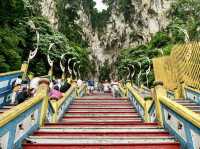 🦚 Monkeys, Murugan & Marble Steps: My Morning at Batu Caves🛕🌄