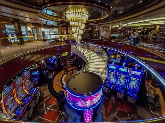 ✨ Regal Princess Cruise: Where Every Moment Feels Like a Fairytale 🌊  