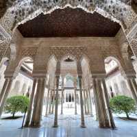 Granada ศิลปะแห่งอันดาลูเซีย สเปนตอนใต้