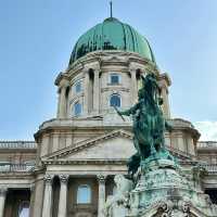 🚶‍♀️✨ "Weekend Wanderlust: A Magical City Walk Through Budapest’s Heart