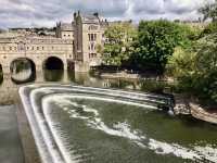 Scenic Stop at Pulteney Bridge 