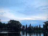 เมืองรองที่ไม่เป็นรองใคร