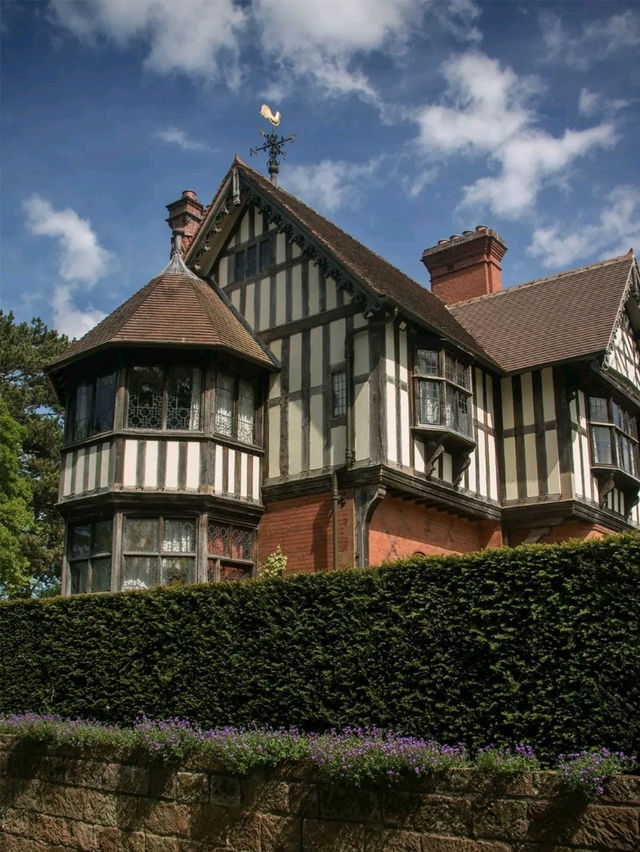 Stepping Back in Time at Wightwick Manor – A Hidden Gem in the West Midlands