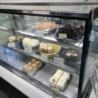 PRAVE CAFE – คาเฟ่ริมทะเลสุดชิลล์ วิวหลักล้าน