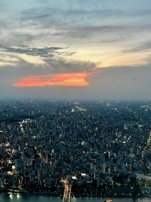 東京的絢麗天際與文化交響 - 晴空塔、雷門、渋谷