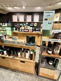 Where Buddha Watches Over Your Brew – Starbucks Chin Swee