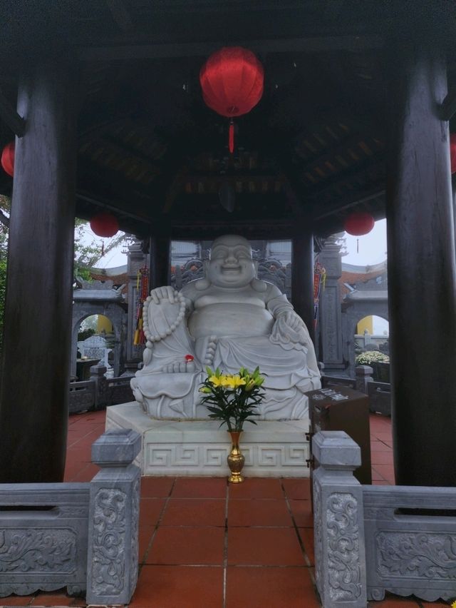 【ダナン/ベトナム】標高1478mにあるお寺
