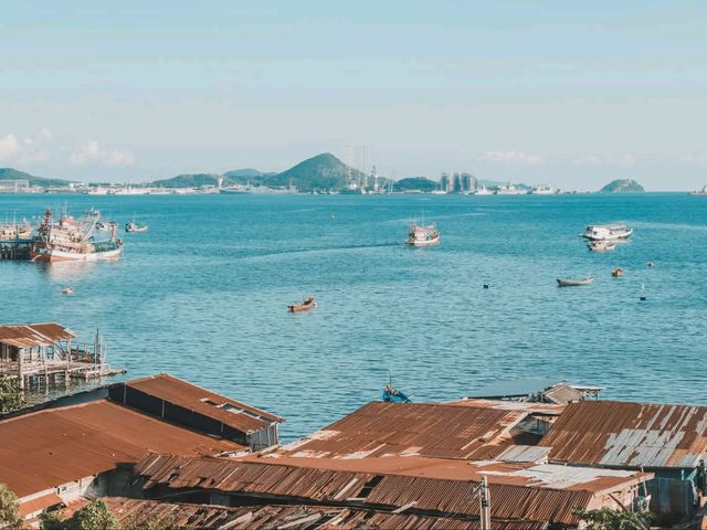 A​ good​ vibe 🤍💙 Sattahiptale Boutique Guesthous