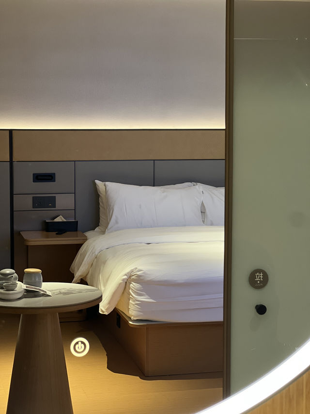 🏨 “중국 호텔도 이렇게 조용하고 감성적일 수 있다니 – JI 호텔, 타이저우 황옌 우웨광장점”