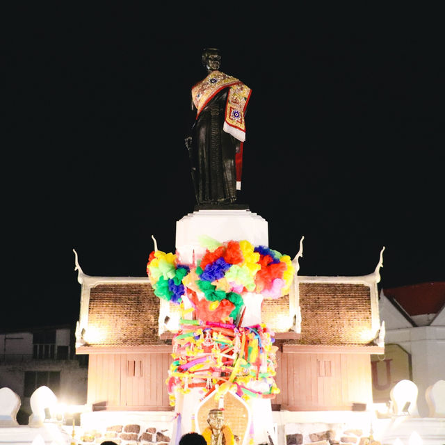 อนุสาวรีย์ท้าวสุรนารี