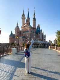 Disney land shanghai 1 วัน 9 เครื่องเล่น