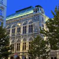 Vienna Travel: An Imperial & Artistic Journey! 🇦🇹🎶🏰