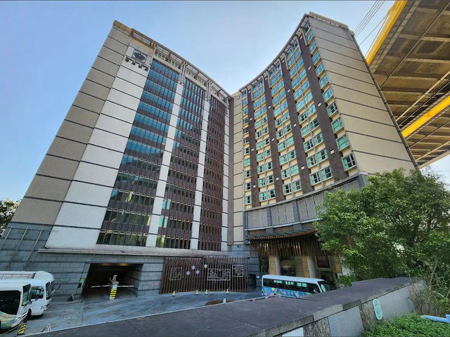 Royal View Hotel