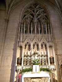 ⛪🇫🇷 Hidden Gem of Brittany: Cathédrale Saint-Jean-Baptiste de Léon! ✨🌿