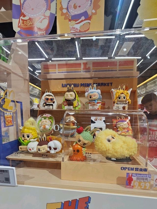 全城熱搶labubu