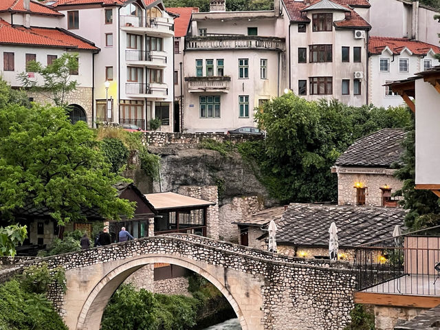Mostar: A Sugared Soft Candy, Neither Sweet Nor Soft 🇧🇦🌉