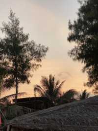 🌴 Happy Bar – หาดทุ่งยาง, ชุมพร 🌊
