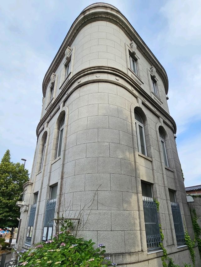 日本金澤的文學靈感基地〔金澤文藝館〕📚✨