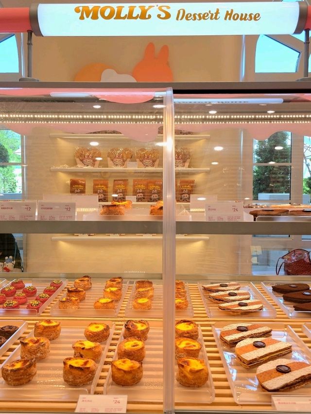 Popland Paradise: A Sweet & Colorful Escape in Beijing