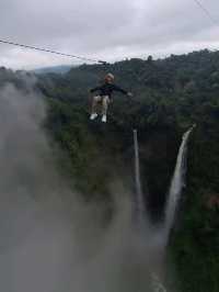 ทริปนี้ที่ลาวใต้ zipline Tad fane waterfall.