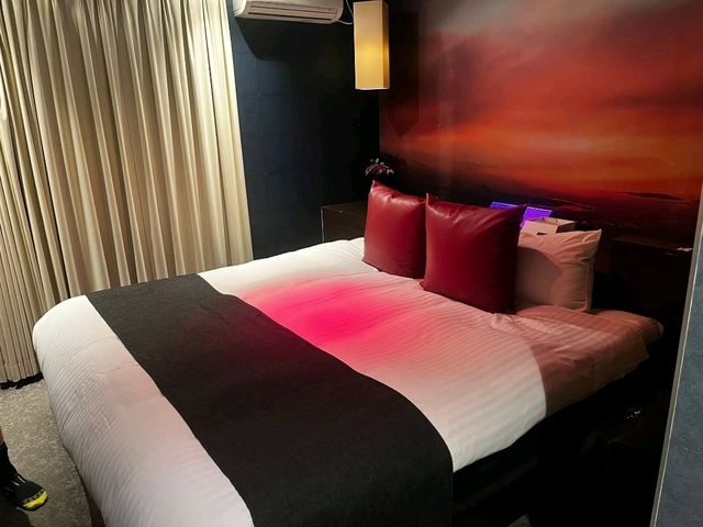 Nightlife Hotel 