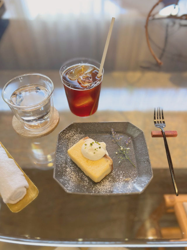 【京都/丹波口】おしゃれなお花屋さん併設カフェ💐☕️✨