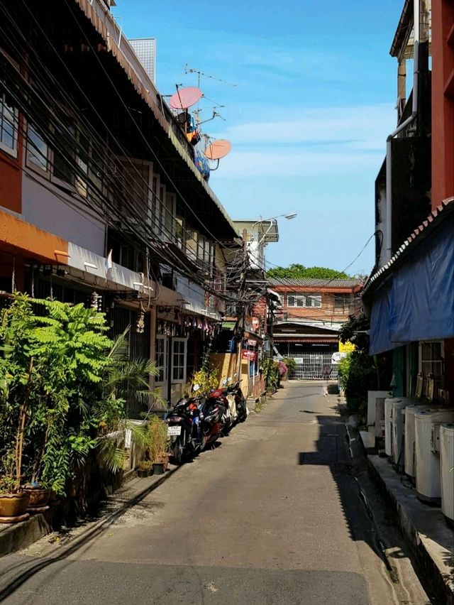 🏛️ : Phra Sumen Fort ป้อมพระสุเมรุ ถนนพระอาทิตย์