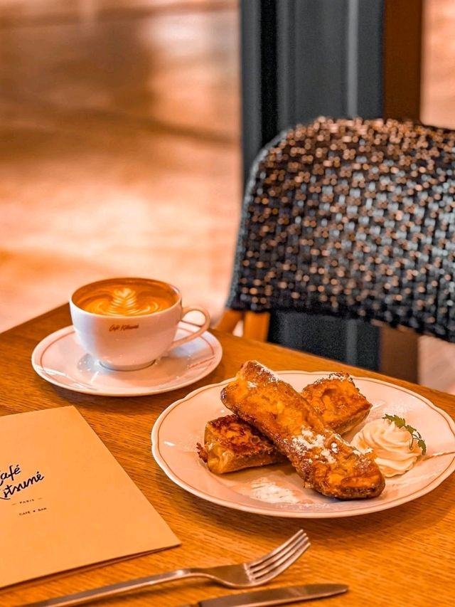 Cafe Kitsune Tokyo