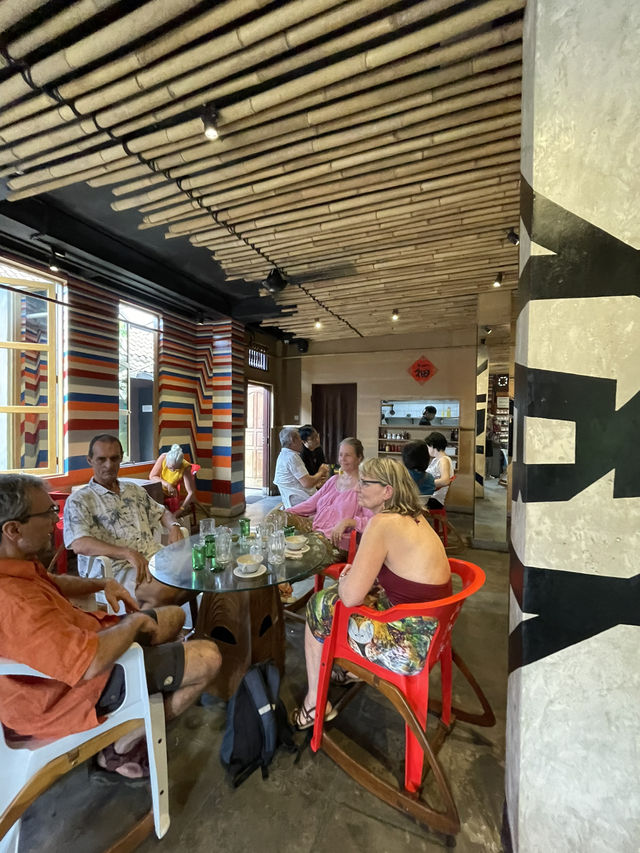 🇮🇩 Seniman Coffee Studio