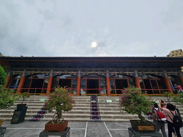 Discovering the Serenity of Xining Xiguan Mosque: A Timeless Oasis in the Heart of the City