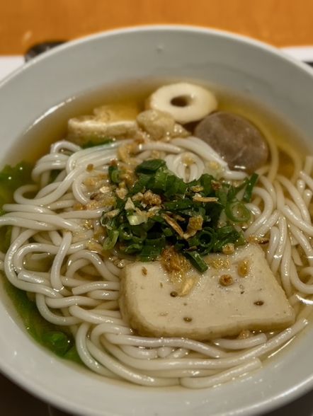 トランジットでも快適に！空港直結ホテル