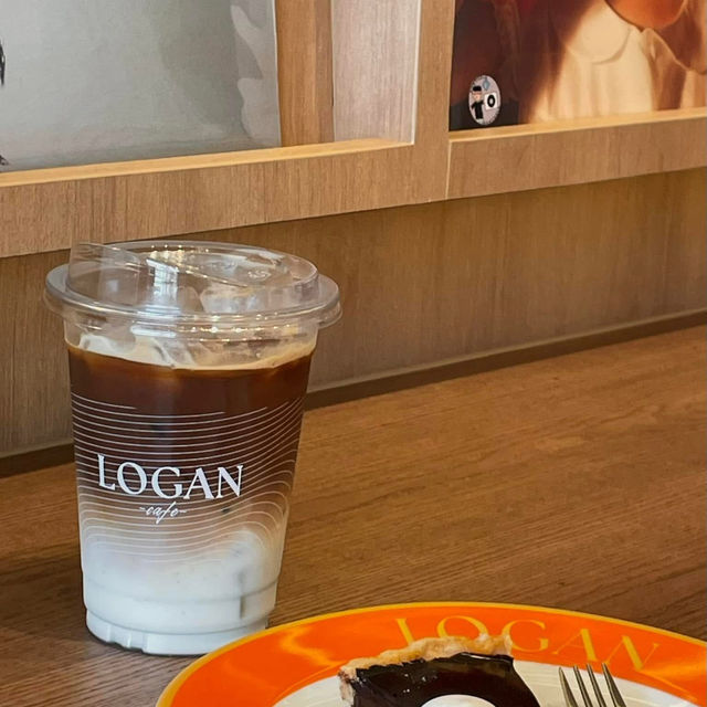 ☕️ Logan Cafe . NST 