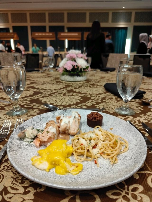 Finger-Licking Feast at Jakarta Hall, The Westin Hotel