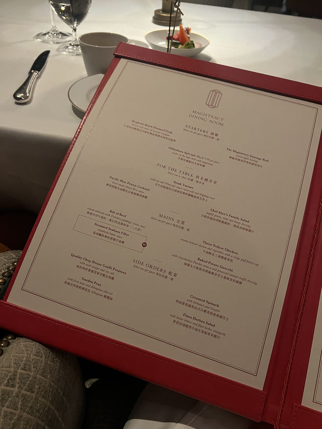 香港絕美古蹟餐廳！Magistracy Dining Room