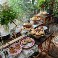 คาเฟ่เทพนิยายกลางเมือง