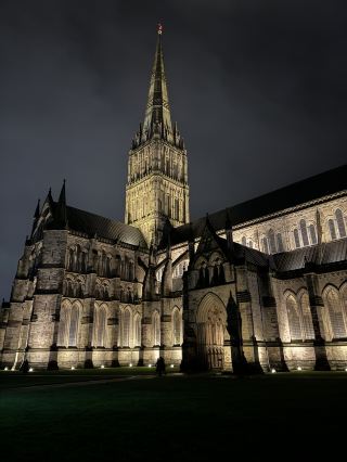 The Iconic Spiritual Landmark of the Church of England, Winchester Cathedral