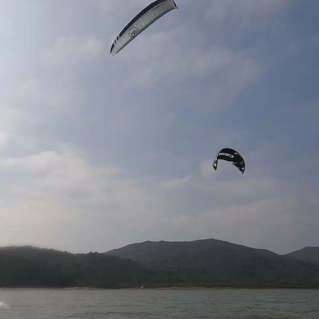 South Lantau (Shui Hau / Cheung Sha Beach) – Kiteboarding & Kitefoil Glow