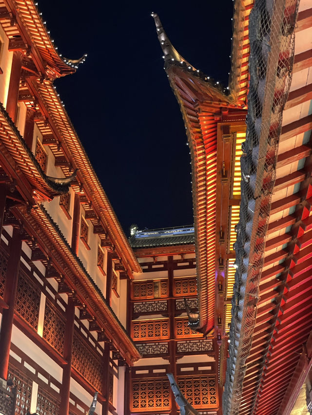 🏯 상하이 예원: 전통 속 힐링 산책✨
