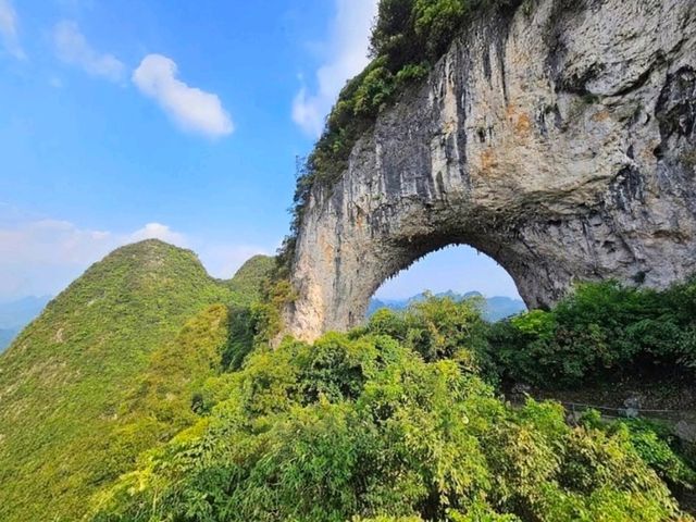 廣西 | 月亮山,挑戰陽朔最奇特的山峰 廣西 | 月亮山,挑戰陽朔最奇特的山峰