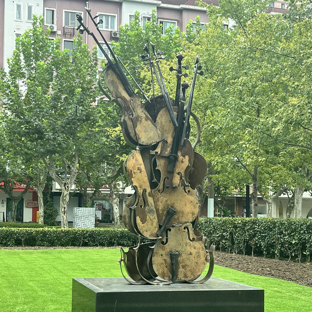 🎨 Jing’an Sculpture Park — Where Art Meets Urban Green