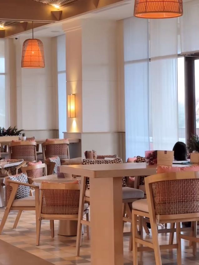 พักผ่อนสุดหราที่ Fusion Resort Villas