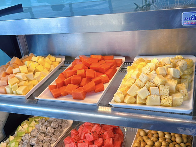 บุฟเฟต์นานาชาติที่ตึกใบหยก