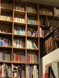 Tranquil books&coffee @Hanoi