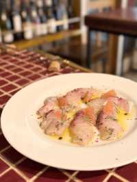 【沖縄 那覇】グラスワイン豊富な小さなBistro🥂