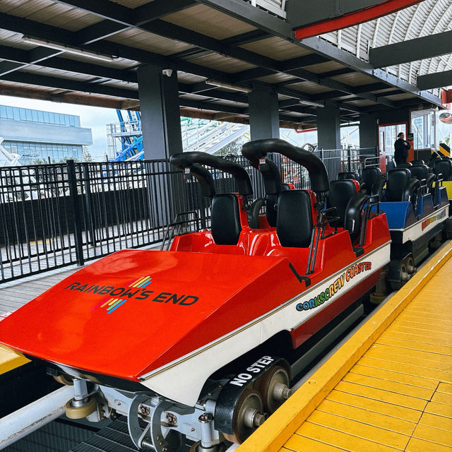 สนุกสุดมันส์ที่ Rainbow’s End สวนสนุกในนิวซีแลนด์