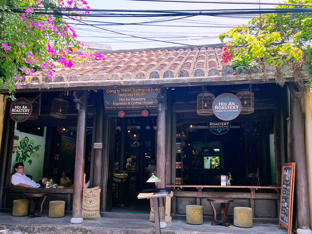 Hoi An: Yellow Walls Mood✨💛 Hoi An: Yellow Walls Mood✨💛
