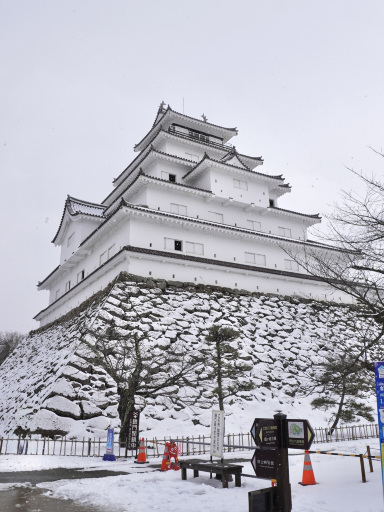 雪の中の鶴ヶ城、美しすぎる！ | Trip.com 会津若松